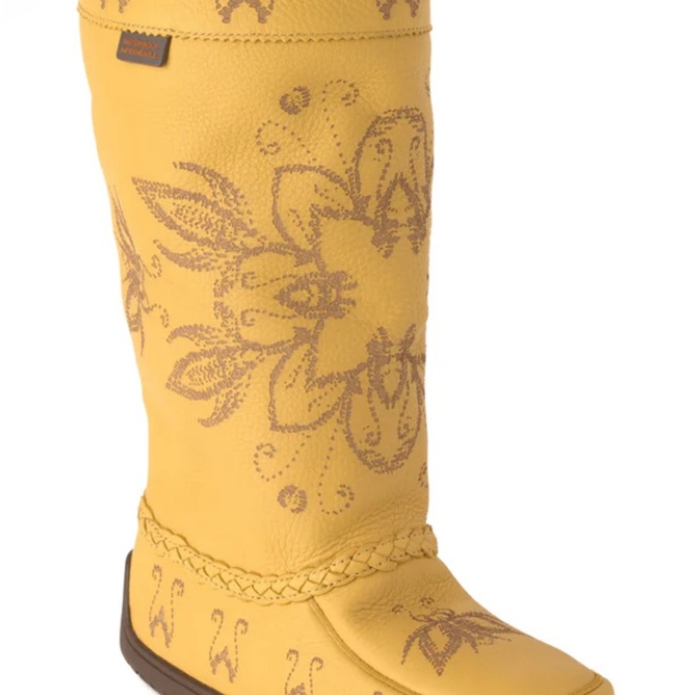 Manitobah Bruderer Tamarack - LIMITED EDITION! Rare find.
